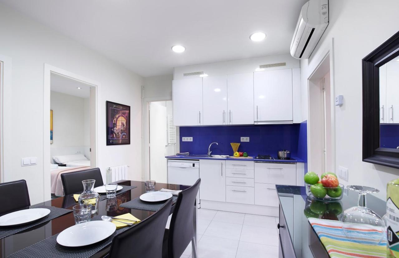 Apartamentos Calvet Barcelona Buitenkant foto