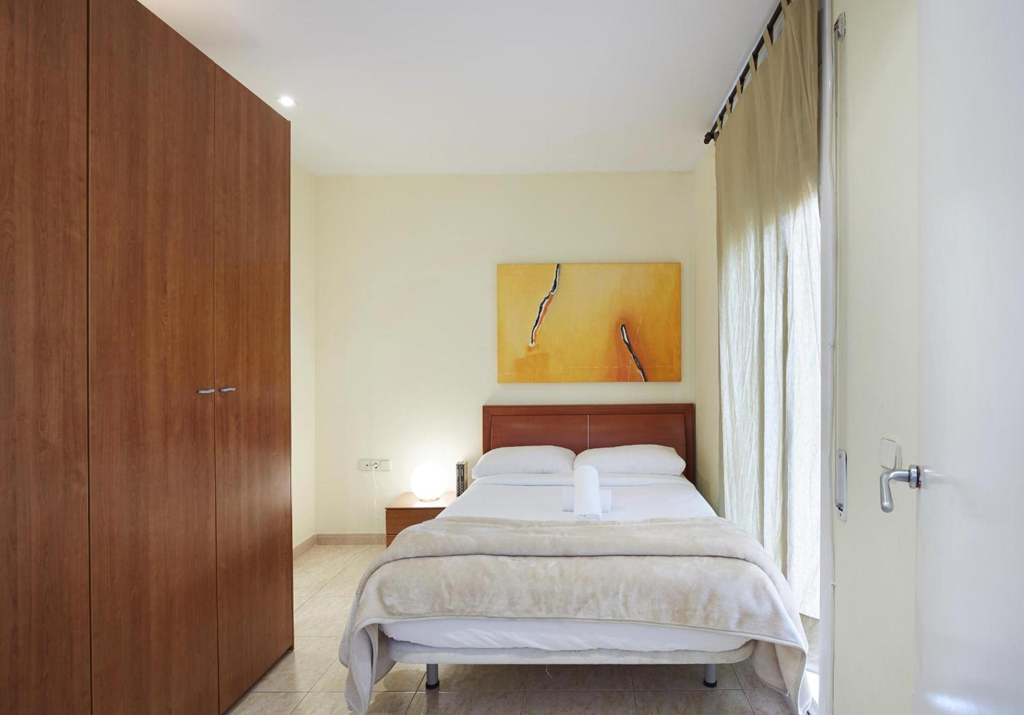 Apartamentos Calvet Barcelona Buitenkant foto
