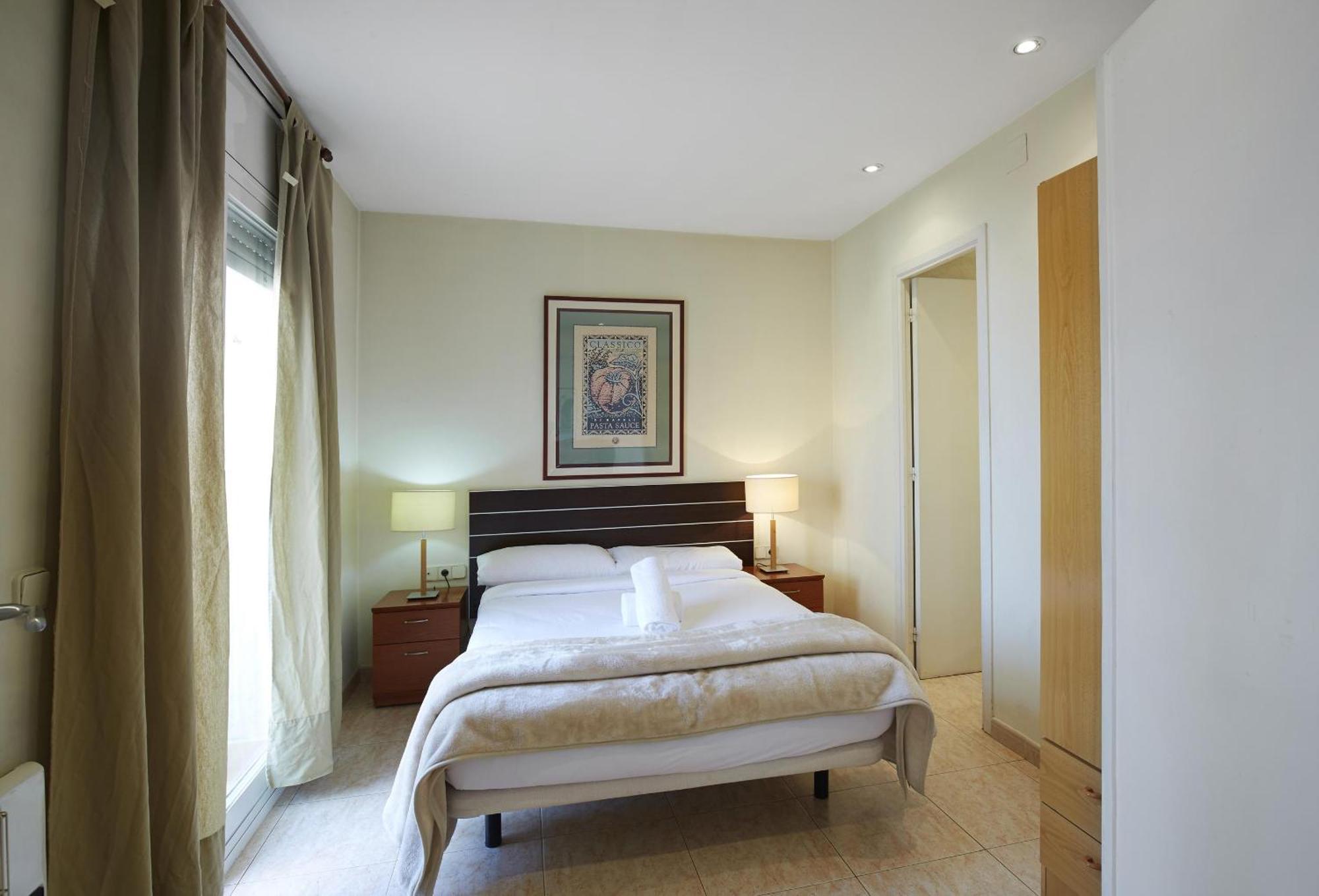 Apartamentos Calvet Barcelona Buitenkant foto