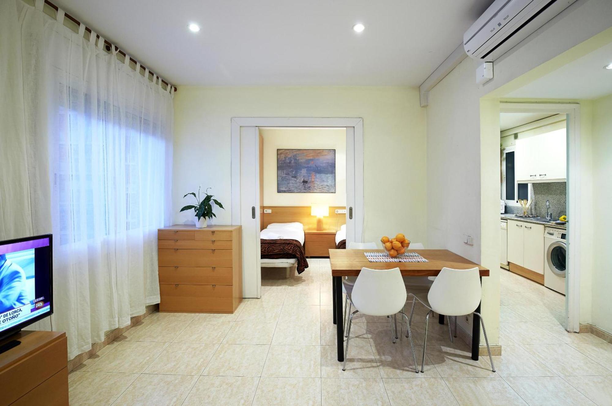 Apartamentos Calvet Barcelona Buitenkant foto