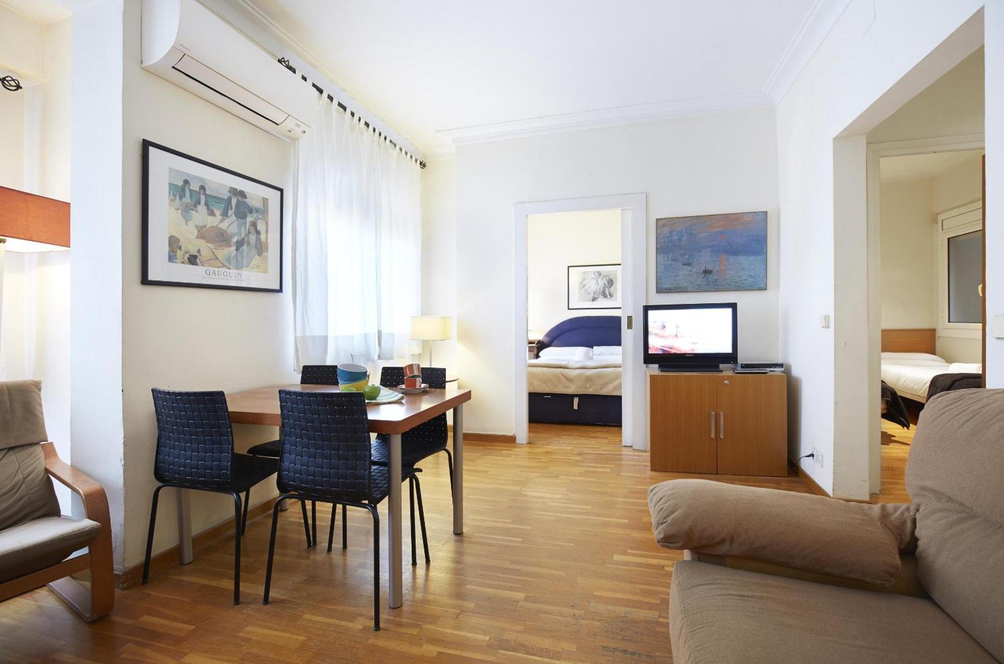Apartamentos Calvet Barcelona Buitenkant foto