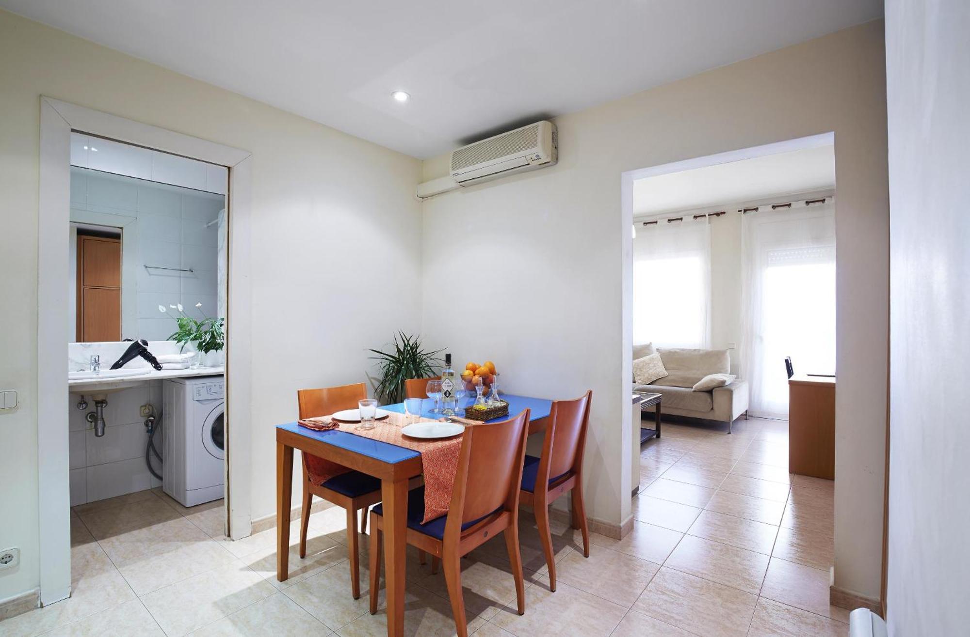 Apartamentos Calvet Barcelona Buitenkant foto